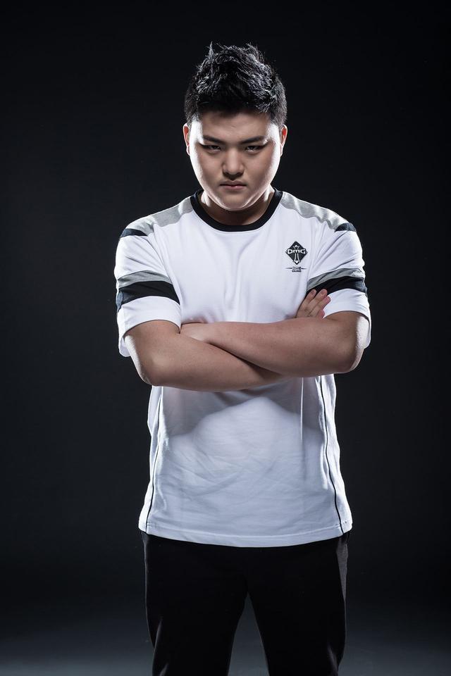 开云-包含Uzi与90激战塞尔维亚队分钟，比赛规则变更胜负难料！，TheShy焦点对战上演精彩一战的词条-开云